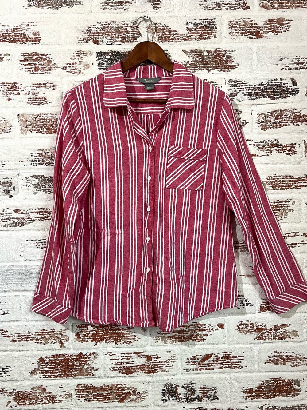 Natural Reflections Striped Button Down Shirt Red White Medium 100% Cotton